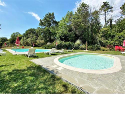 Beautiful bungalow with shared pool