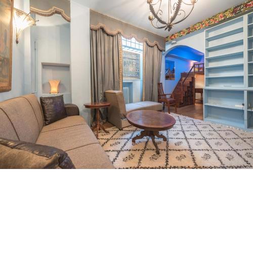 Beautiful Classic Apartment in the heart of Athens