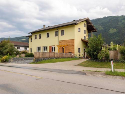 Beautiful comfortable holiday apartment in Friesach in Carinthia