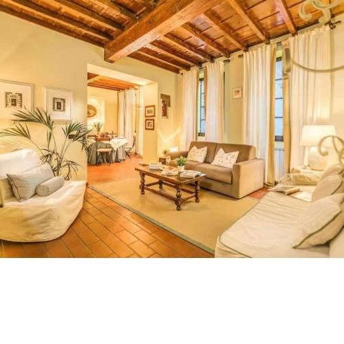 Beautiful Florence Apartment