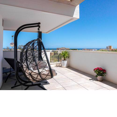 Beautiful frontline golf apartment - 600 m from beach in La Cala de Mijas