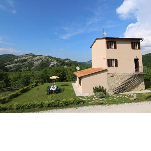 Beautiful holiday home in Apecchio with pool