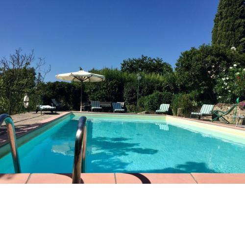 Beautiful Holiday Home with Swimming Pool in Monterchi