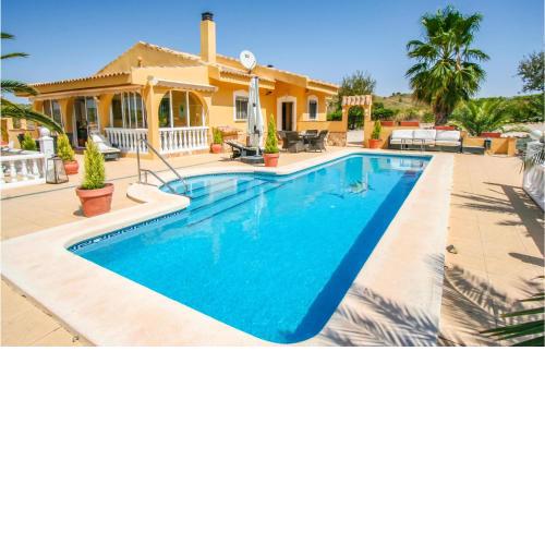 Beautiful Home In Abanilla With Wifi, 3 Bedrooms And Outdoor Swimming Pool