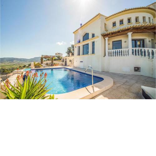 Beautiful Home In Ador With Wifi, Private Swimming Pool And Swimming Pool