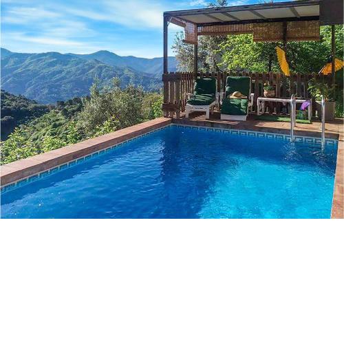 Beautiful Home In Algatocn With 3 Bedrooms, Wifi And Swimming Pool