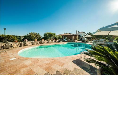 Beautiful home in Arzachena with 6 Bedrooms, WiFi and Outdoor swimming pool