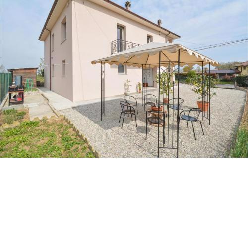 Beautiful Home In Bene Vagienna With Wifi And 2 Bedrooms