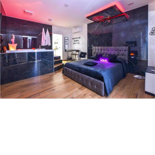 Beautiful home in Catania with Sauna, WiFi and 1 Bedrooms