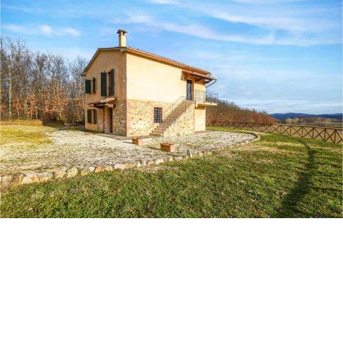 Beautiful home in Chiusdino with WiFi and 5 Bedrooms