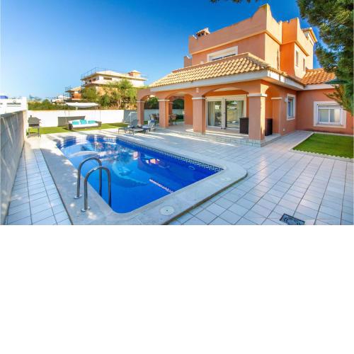 Beautiful home in La Manga with Outdoor swimming pool and 4 Bedrooms