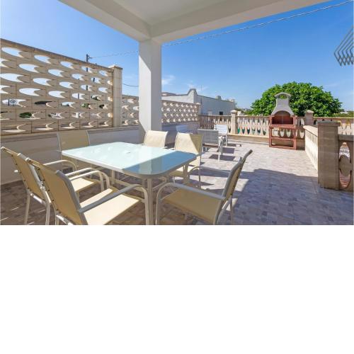Beautiful home in Manduria with 2 Bedrooms and WiFi
