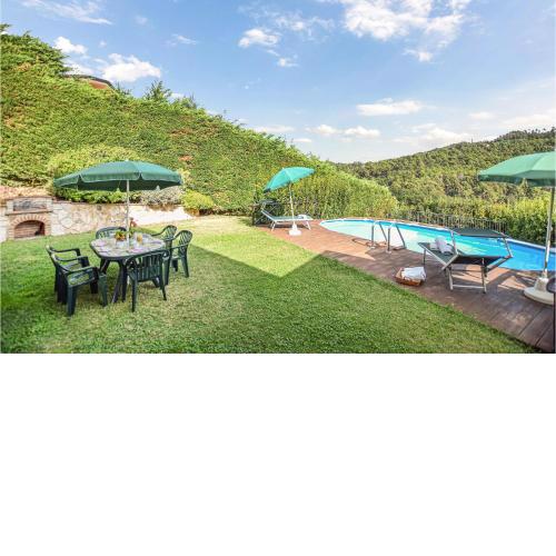 Beautiful home in Massarosa with 3 Bedrooms, WiFi and Outdoor swimming pool