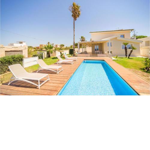 Beautiful home in MAZARA DEL VALLO TP with Outdoor swimming pool, WiFi and 4 Bedrooms