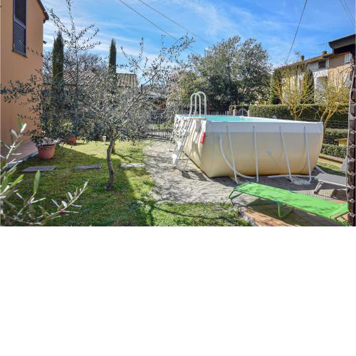 Beautiful home in Orentano with 2 Bedrooms and WiFi
