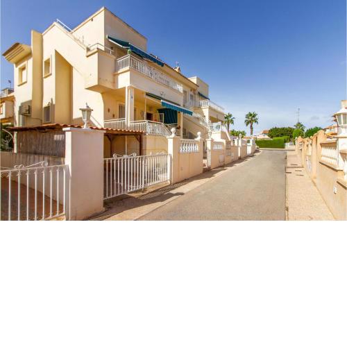 Beautiful home in Orihuela with Outdoor swimming pool, Swimming pool and 2 Bedrooms