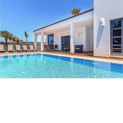 Beautiful Home In Playa Blanca With Sauna, Outdoor Swimming Pool And Swimming Pool