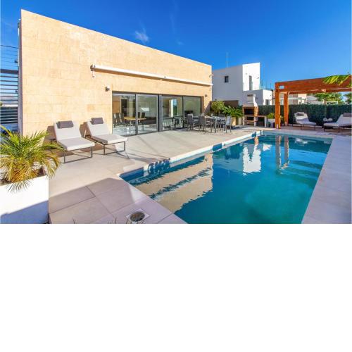 Beautiful Home In Polop De La Marina With Outdoor Swimming Pool, 3 Bedrooms And Swimming Pool