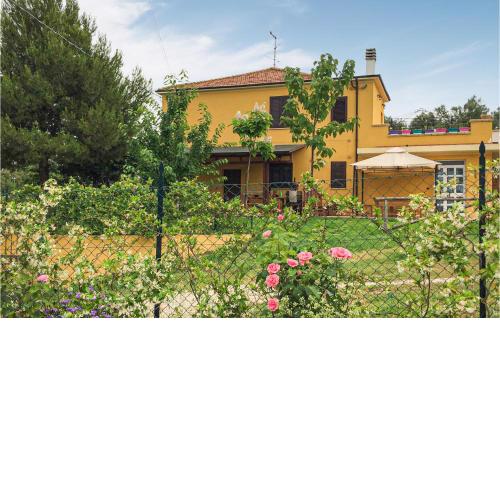 Beautiful home in Roseto degli Abruzzi with 5 Bedrooms and WiFi