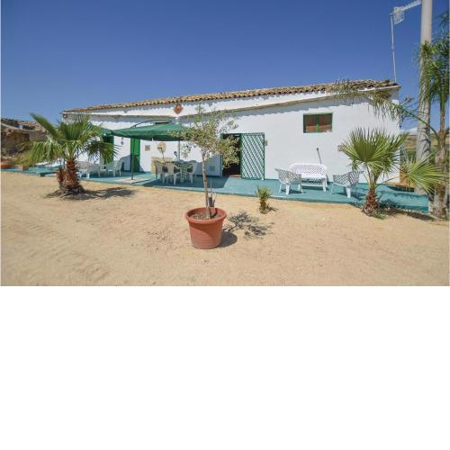 Beautiful home in Sciacca w/ 3 Bedrooms