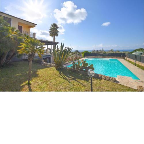 Beautiful home in Scicli with 4 Bedrooms and Outdoor swimming pool