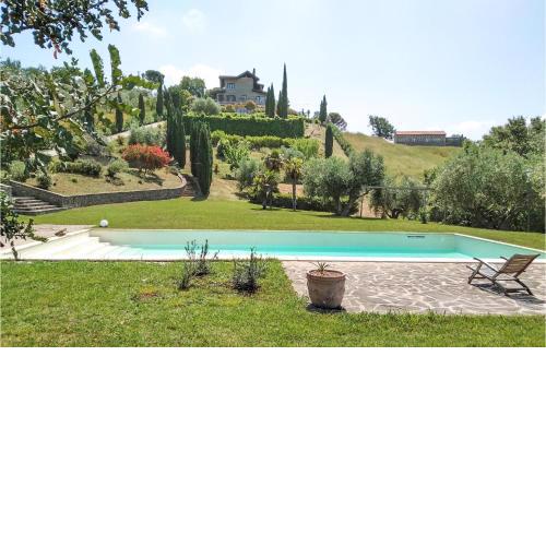 Beautiful home in Serre with WiFi, 3 Bedrooms and Outdoor swimming pool