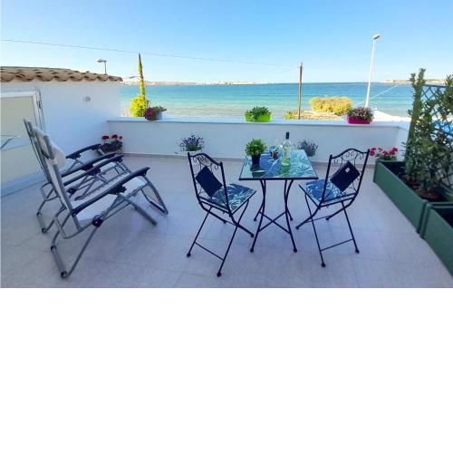 Beautiful home in Siracusa with 1 Bedrooms and WiFi