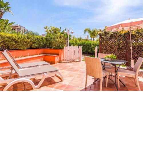 Beautiful home in Siracusa with WiFi and 1 Bedrooms