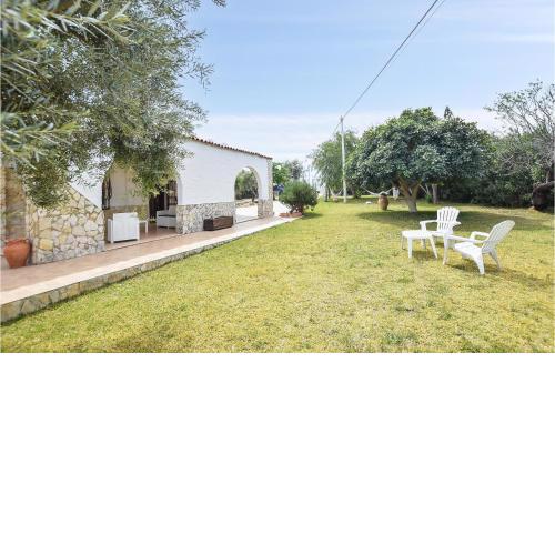 Beautiful home in Siracusa with WiFi and 2 Bedrooms