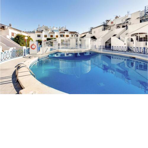 Beautiful home in Torrevieja with WiFi, 3 Bedrooms and Swimming pool