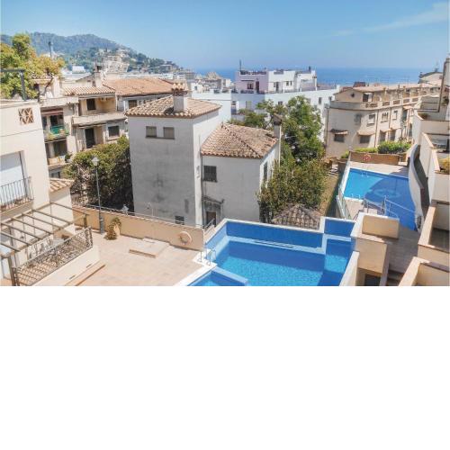 Beautiful home in Tossa de Mar with 4 Bedrooms, WiFi and Swimming pool