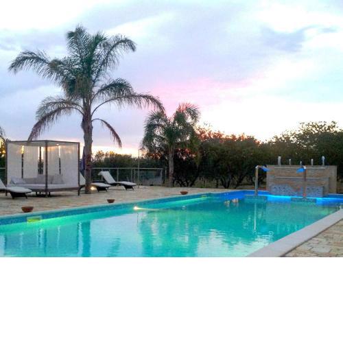 Beautiful Mansion in Torricella with Swimming Pool