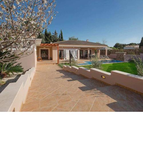 Beautiful Mediterranean villa Villa Tramuntana