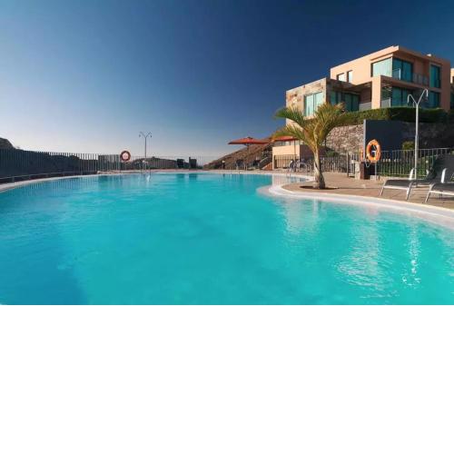 Beautiful Modern Villa in 5★ Golf Resort