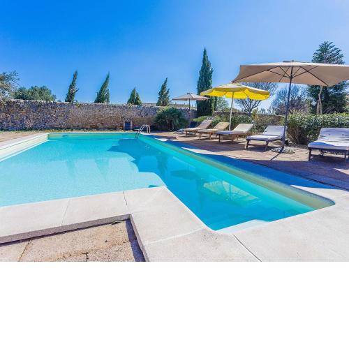 Beautiful old finca with private pool close to the nice village of Alar