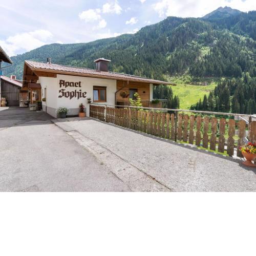 Beautiful properties situated onmountain rangesof Kppl