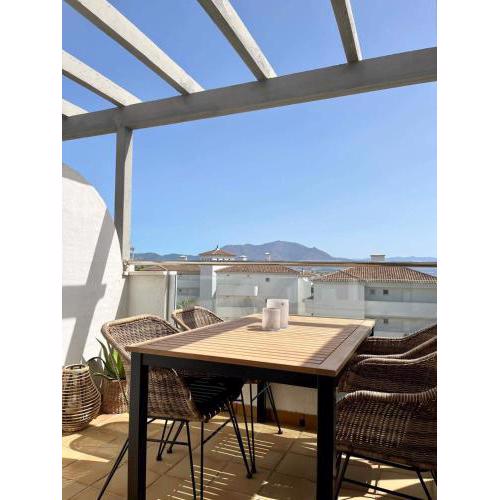 Beautiful Topfloor with Sea view Manilva