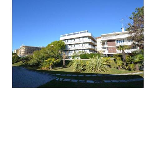 Beautiful two bedroom apartment facing the sea - sea view