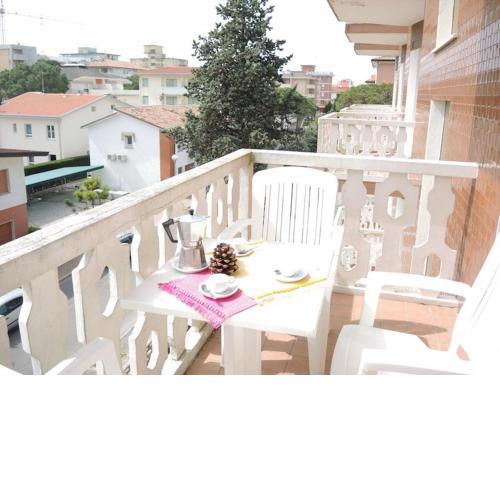Beautiful Two-Room Apartment for 6 people in Bibione - By Beahost Rentals