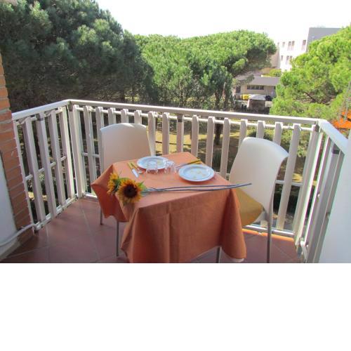 Beautiful two-room apartment on the sea front - Beach place included