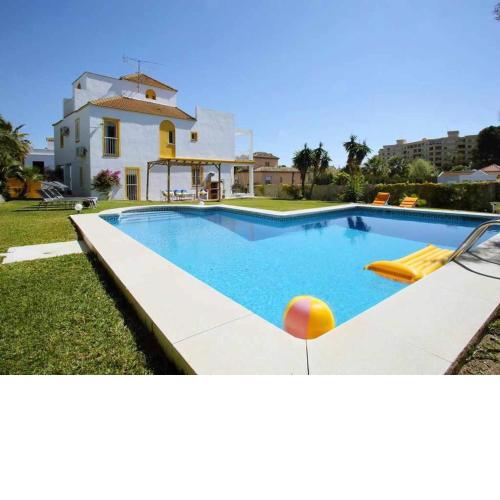 Beautiful villa close to Puerto Banús