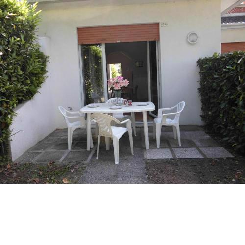 Beautiful Villa For 6 People - Tv - Ac by Beahost Rentals