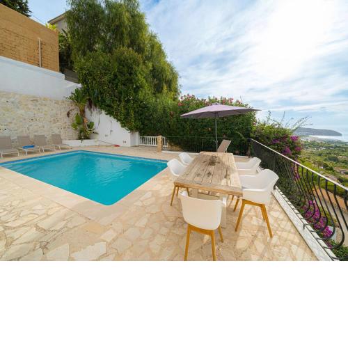Beautiful villa in Moraira with private pool