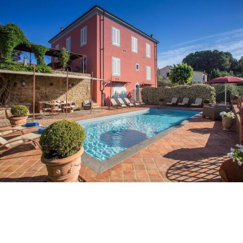 Beautiful villa in Peccioli with private swimming pool
