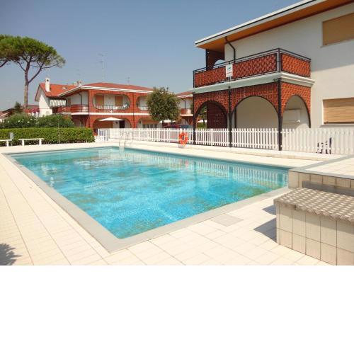 Beautiful villa with garden for 8 - Swimming pool by Beahost Rentals