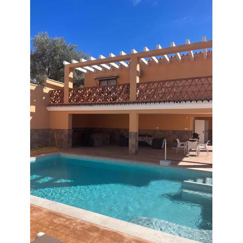 Beautiful villa with pool
