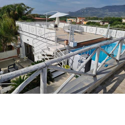 Beb Ninkasi Luxury home