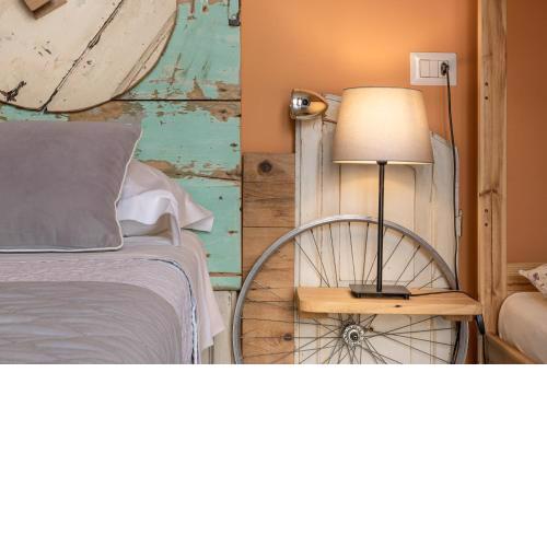 Bed and Breakfast Bric & Brac