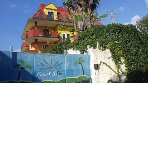 Bed and Breakfast Coral Blue