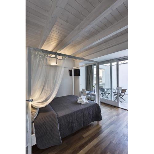 Bed And Breakfast T57